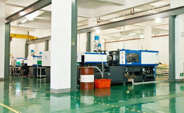 注塑模具成型制品，如果表面有裂紋該如何解決？