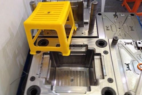 注塑模具加工中模具原理及組成要點有那些呢？